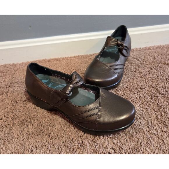 dansko ainsley leather bronze mary jane flat comfort clog shoe 38 - Picture 1 of 10
